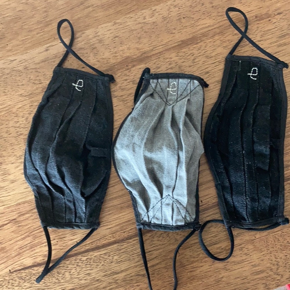 rag & bone Black and Gray Reusable Pleated Face Masks (Set of 3)